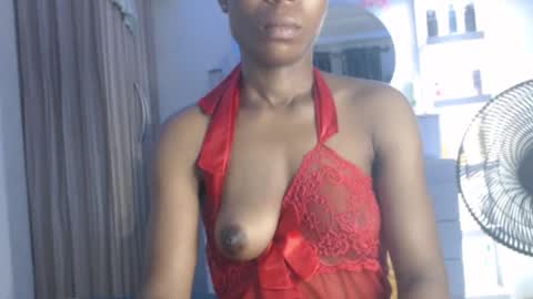 Snapshot of pinkxjuicy chatting on 10.10.25 pinkxjuicy online show from 10.10.25