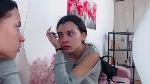 pinky_f00x online show from 04.08.26