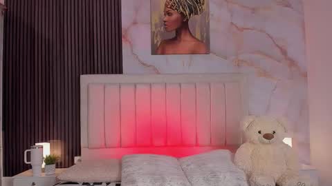 Peachy online show from 11.08.25