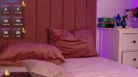Pinky online show from 07.26.26