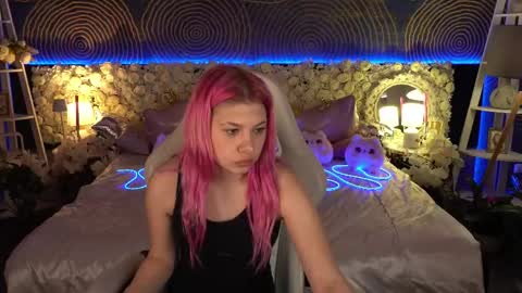 pinkytrix online show from 05.06.26