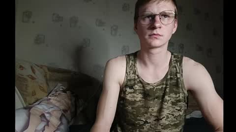 Snapshot of pinochetti chatting on 01.01.25 Incubus online show from 01.01.25