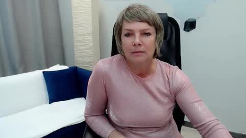 Bella online show from 09.24.25