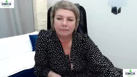 Bella online show from 10.17.25