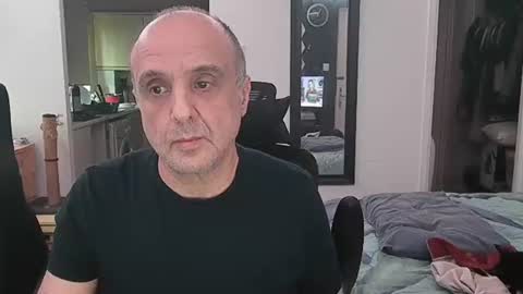 Snapshot of pip10 chatting on 02.20.26 pip10 online show from 02.20.26