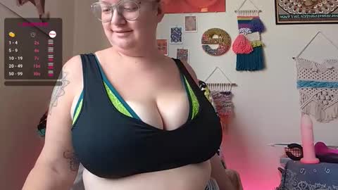 Em online show from 01.17.25