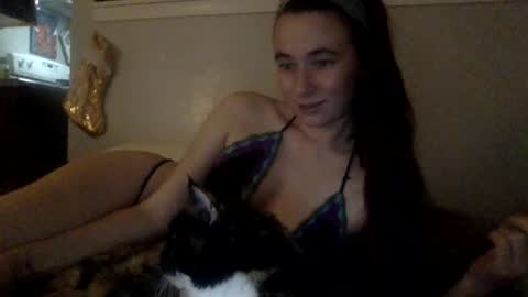 pixie_bella online show from 12.17.25