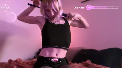 Snapshot of pixie_praxis chatting on 09.10.25 pixie_praxis online show from 09.10.25