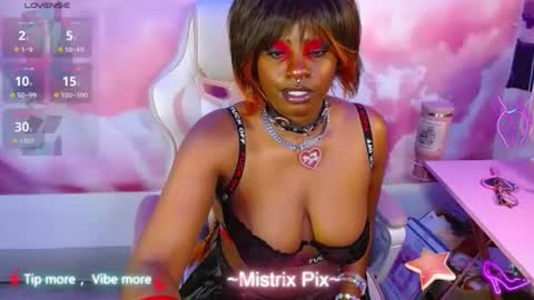 Snapshot of pixiebob25 chatting on 01.12.25 Thekawaiidomme online show from 01.12.25