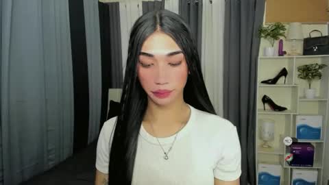 pixiedoll_ online show from 03.17.26