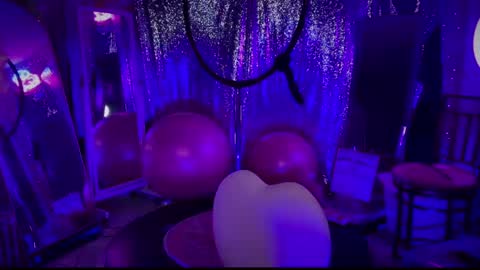 Snapshot of plasticfuckdoll chatting on 01.31.25 Dumb bimbo fuck doll online show from 01.31.25