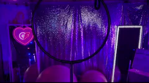 Snapshot of plasticfuckdoll chatting on 02.08.25 Dumb bimbo fuck doll online show from 02.08.25