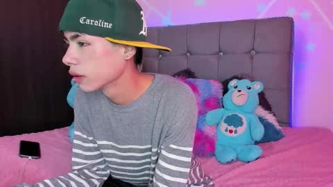 Snapshot of playboy_bunnyy chatting on 09.21.25 playboy_bunnyy online show from 09.21.25