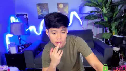 Snapshot of playful_kenzo chatting on 09.29.25 Kenzo online show from 09.29.25