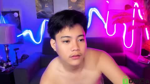 Snapshot of playful_kenzo chatting on 10.14.25 Kenzo online show from 10.14.25