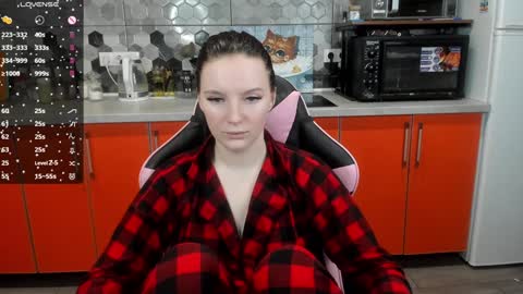 Snapshot of playful_mary chatting on 01.20.25 Masha online show from 01.20.25