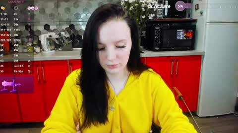 Snapshot of playful_mary chatting on 02.10.25 Masha online show from 02.10.25