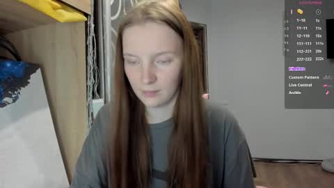 Snapshot of playful_mary chatting on 09.12.25 Masha online show from 09.12.25