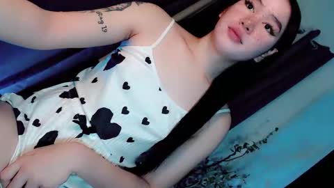 Snapshot of playfulcock69_kate chatting on 05.17.26 kate online show from 05.17.26