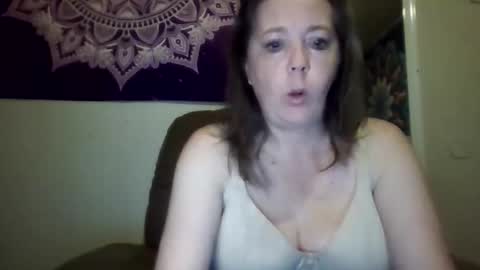 Snapshot of playfulmaryjane2017 chatting on 10.20.25 playfulmaryjane2017 online show from 10.20.25