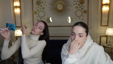 Snapshot of playhard054 chatting on 11.07.25 Lana online show from 11.07.25