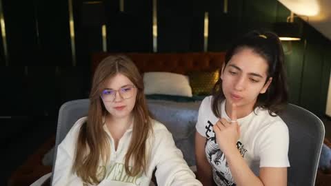 Lana online show from 04.23.26