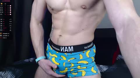 Snapshot of playmate_ chatting on 01.29.25 John online show from 01.29.25