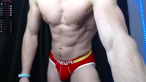 Snapshot of playmate_ chatting on 02.09.25 John online show from 02.09.25