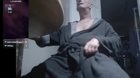 Play Me online show from 10.12.25