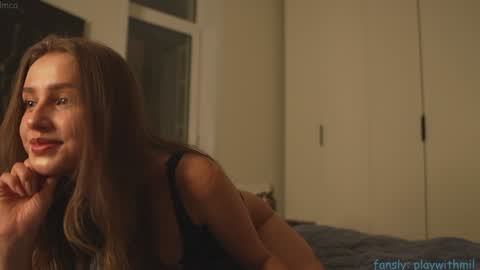 Snapshot of playwithmil chatting on 12.14.25 21 y.o Mila online show from 12.14.25