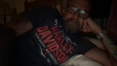 Snapshot of pleasesitonmycock chatting on 03.17.26 PleaseSitOnMyCock online show from 03.17.26