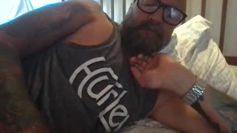 Snapshot of pleasesitonmycock chatting on 03.24.26 PleaseSitOnMyCock online show from 03.24.26