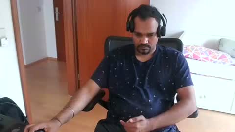 Sam online show from 05.10.26