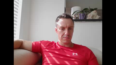 Snapshot of ploki2000 chatting on 03.08.26 Kevin online show from 03.08.26