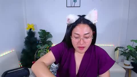 Ploysai online show from 05.11.26
