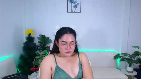 Ploysai online show from 05.20.26