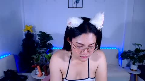 Ploysai online show from 07.10.26