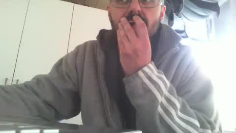 Snapshot of plu07f3520 chatting on 03.21.26 plu07f3520 online show from 03.21.26