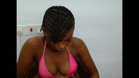 plumnjuicyx online show from 10.05.25