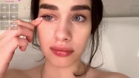 Snapshot of plush_flame_twinkle_meow chatting on 11.10.25 Vasilisa online show from 11.10.25