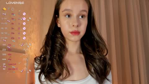 Sophie online show from 12.02.24