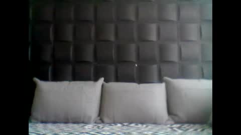 Snapshot of plutomaniaxxx chatting on 03.08.26 plutomaniaxxx online show from 03.08.26