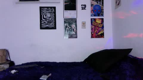 Snapshot of plutonbluemoon_999 chatting on 02.17.26 online show from 02.17.26