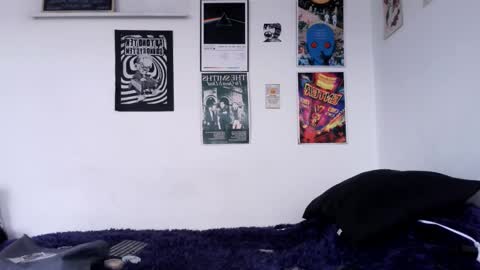 Snapshot of plutonbluemoon_999 chatting on 02.19.26 online show from 02.19.26