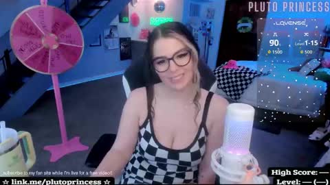 Snapshot of plutoprincess69 chatting on 03.07.26 Pluto Princess online show from 03.07.26