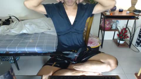 Snapshot of pocabigshane chatting on 01.05.25 SHANE online show from 01.05.25