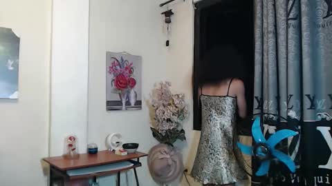 Snapshot of pocabigshane chatting on 10.28.25 SHANE online show from 10.28.25