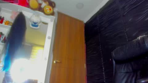 Snapshot of pocahontas_d chatting on 01.07.26 catalina online show from 01.07.26