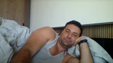 Snapshot of pochivka chatting on 04.25.26 pochivka online show from 04.25.26