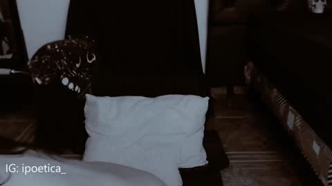 Snapshot of poeeticaa_ chatting on 12.24.24 IG ipoetica online show from 12.24.24